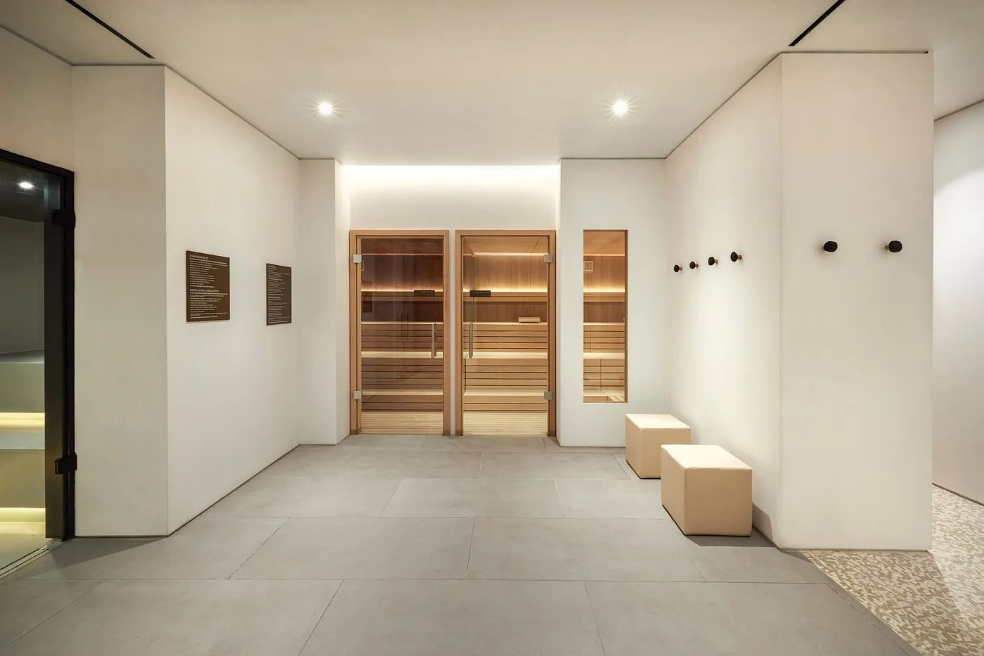 w costa navarino sauna
