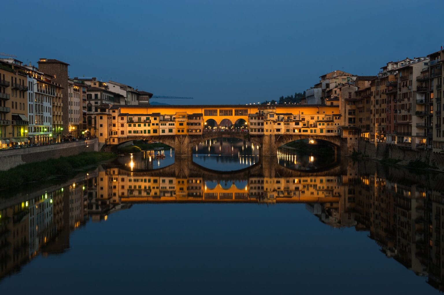 ponte vecchio bridge florence night italy