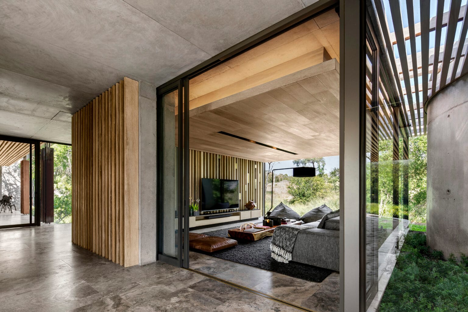 cheetah plains mapogo lounge