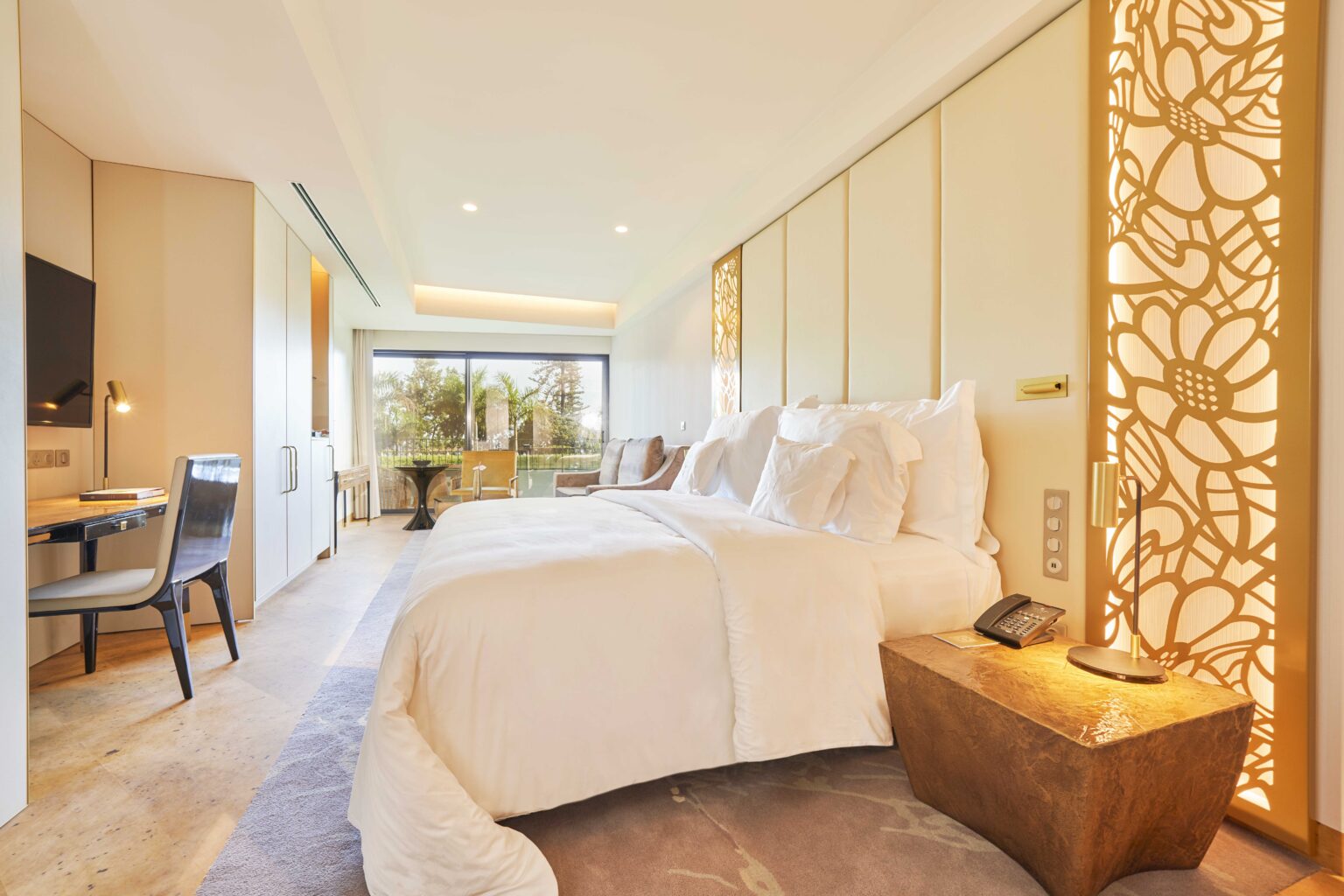 11 garden room 1