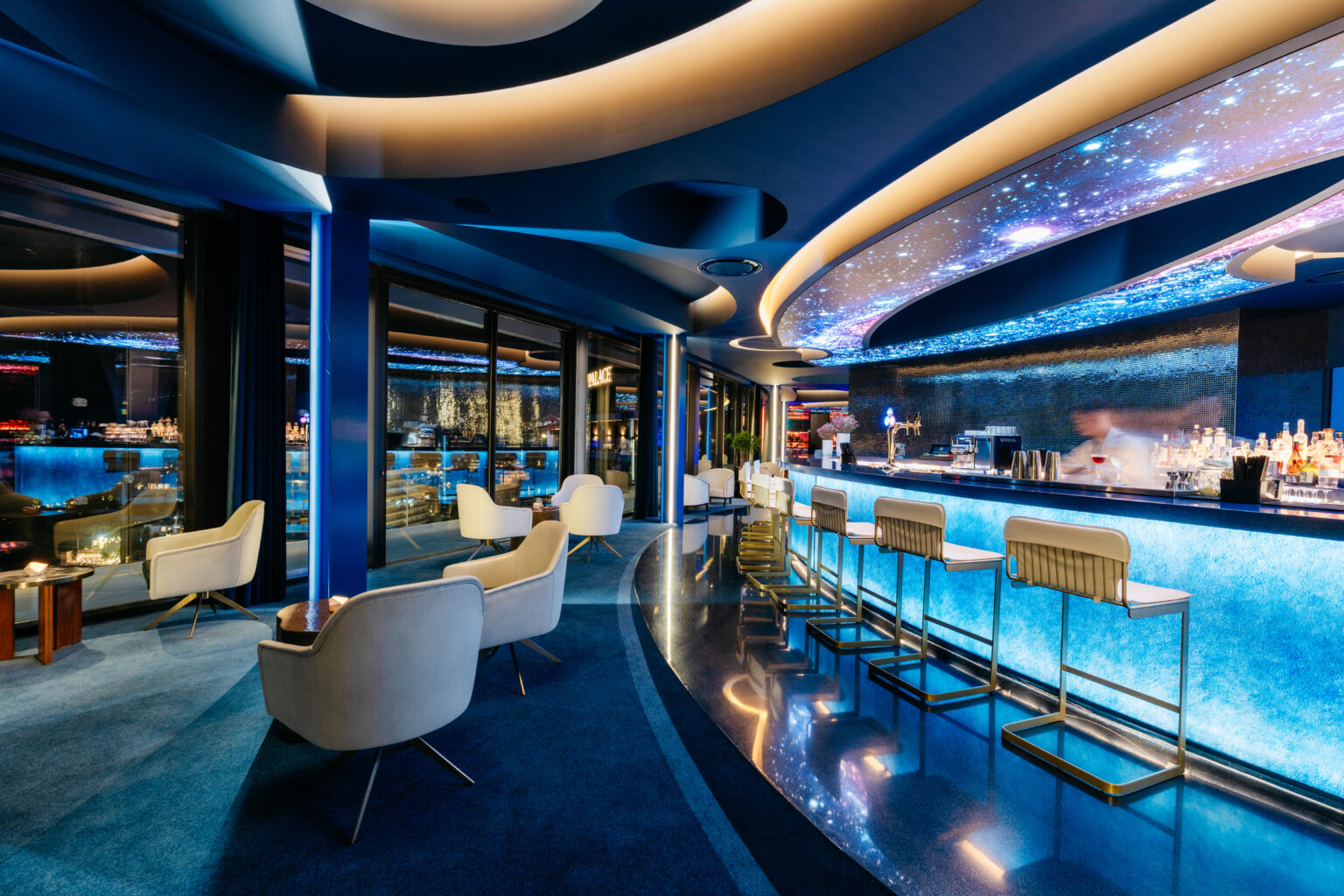 4 galaxy sky bar 3