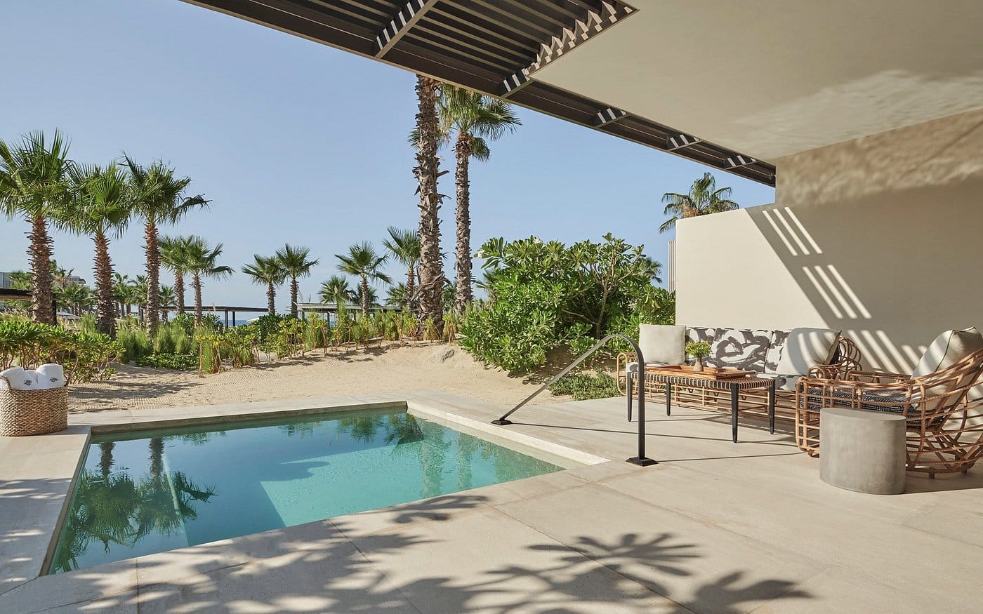 four seasons resort los cabos ocean view plunge pool