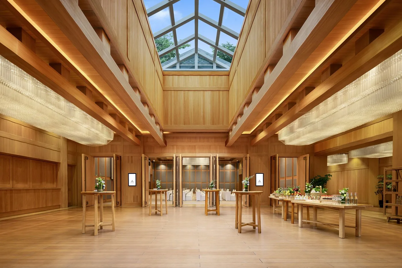 Шість почуттів, інтер'єр гори Цін Чен