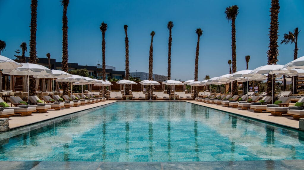 the view bouznika (7)