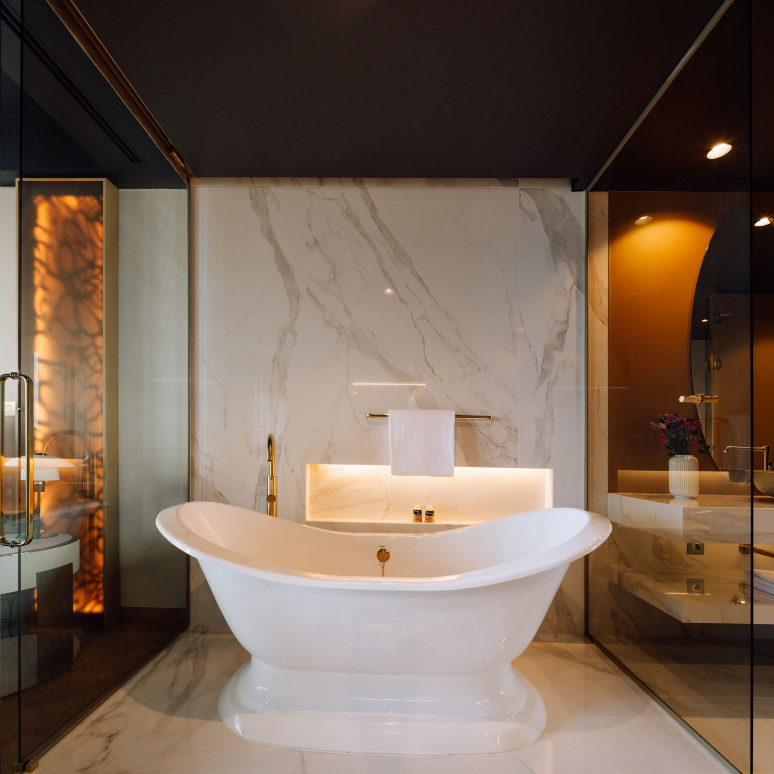 4 deluxe suite (2)