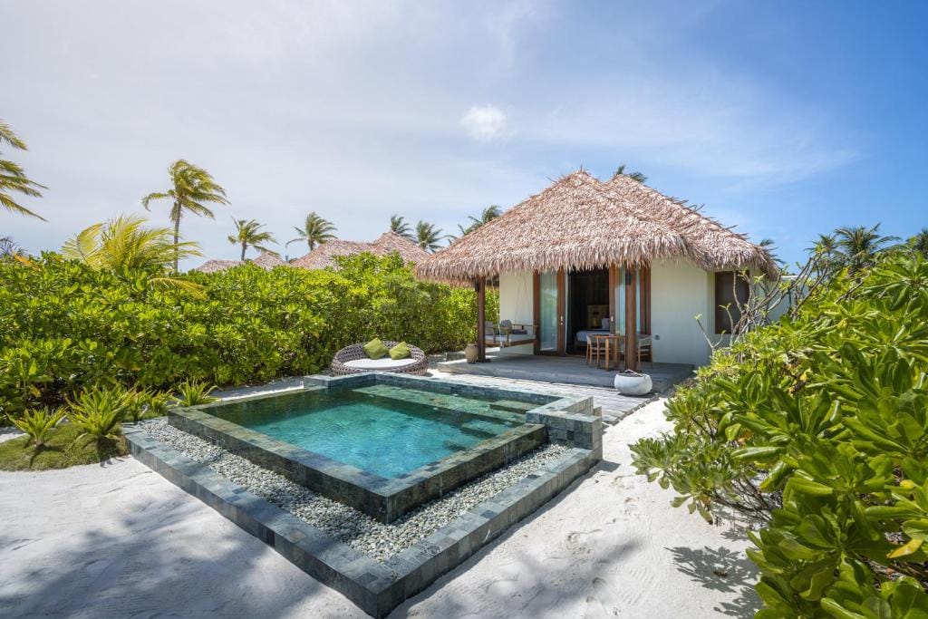 barceló whale lagoon maldives willa w otoczeniu przyrody z prywatnym basenem