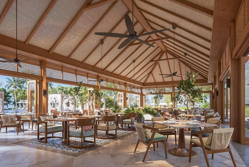 paradisus by meliá bali restauracja w sklepieniach i eleganckim wystroju na zewnątrz