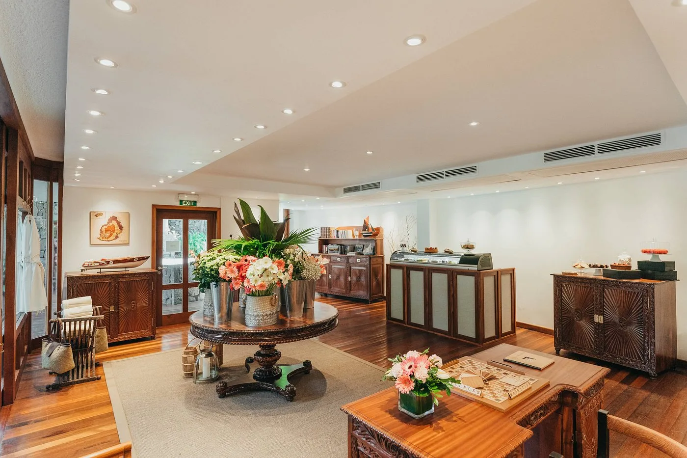 royal palm beachcomber luxury le comptoir
