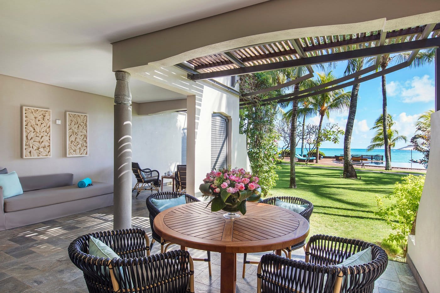 royal palm beachcomber palm suite1