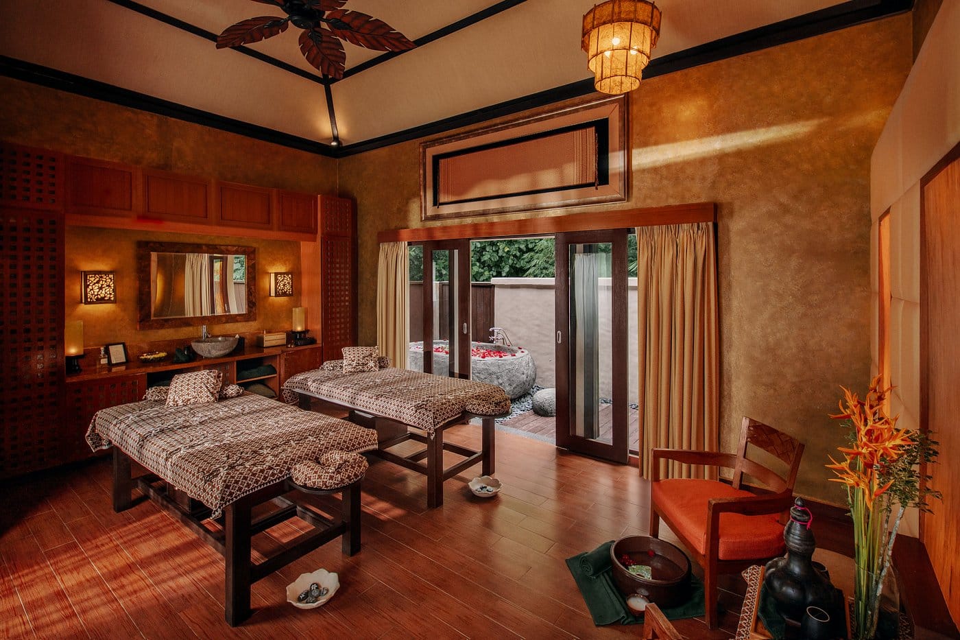 the banjaran hotsprings retreat spa treatment room