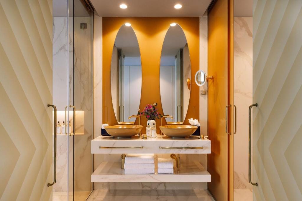 the reserve savoy palace madera 10.