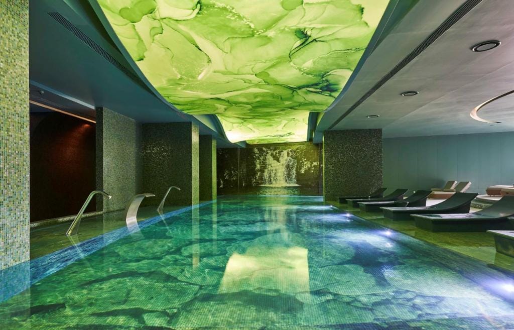 the reserve savoy palace madera 12