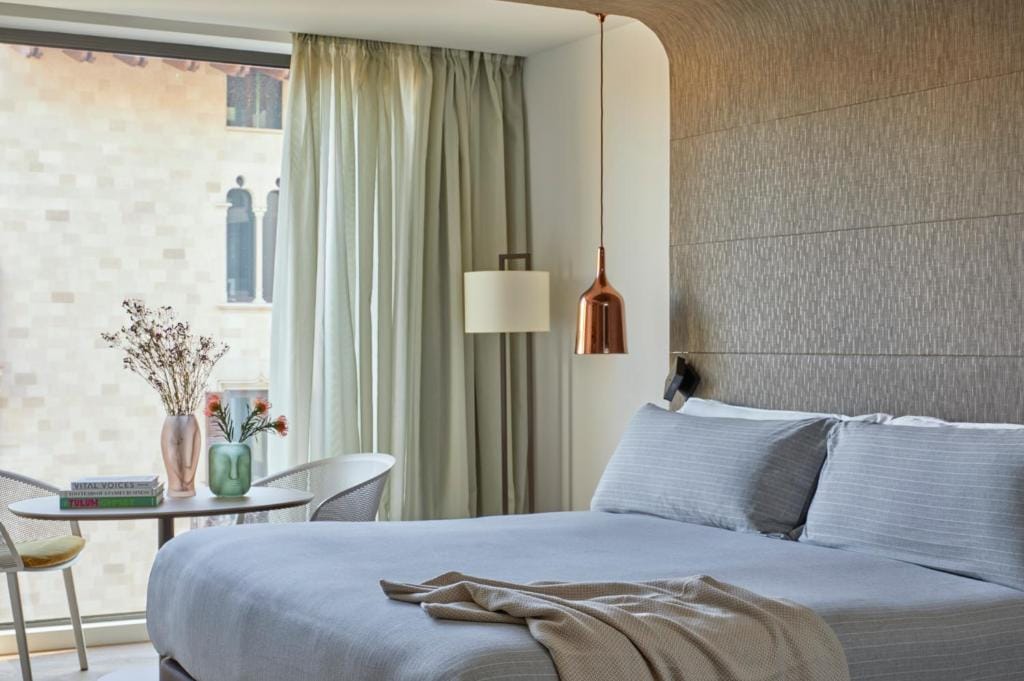 hotel me barcelona 14