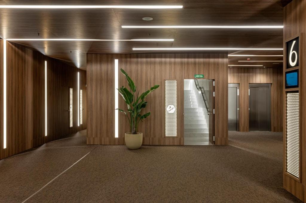 hotel me barcelona winda