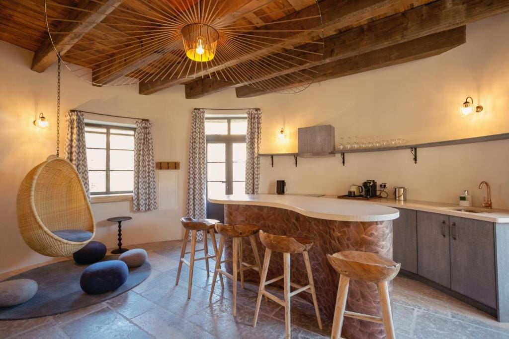 lou calen kuchnia w apartamencie