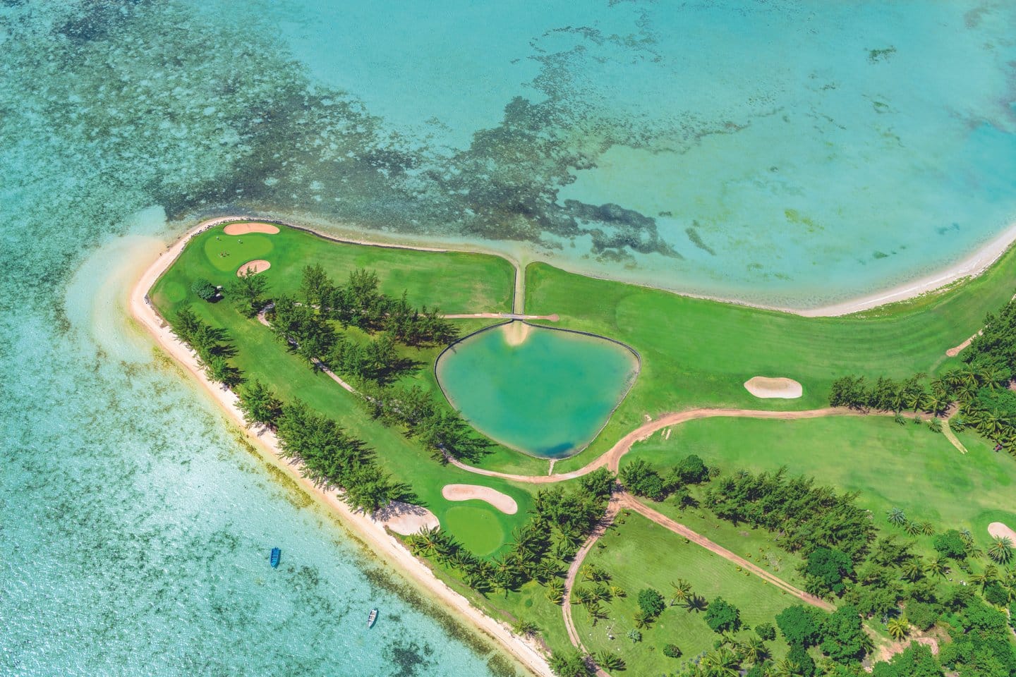paradis beachcomber golf golfowe pole