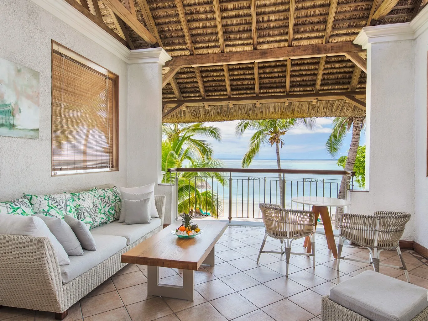 paradis beachcomber golf junior suite beachfront
