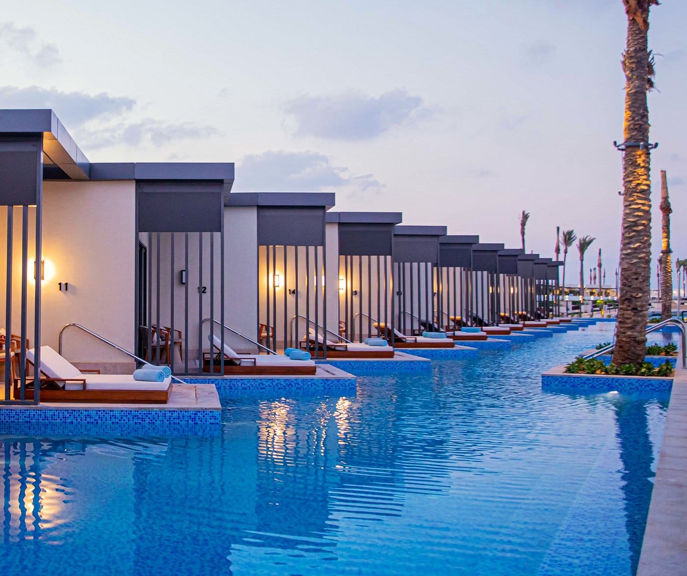 address beach resort marassi basen 1