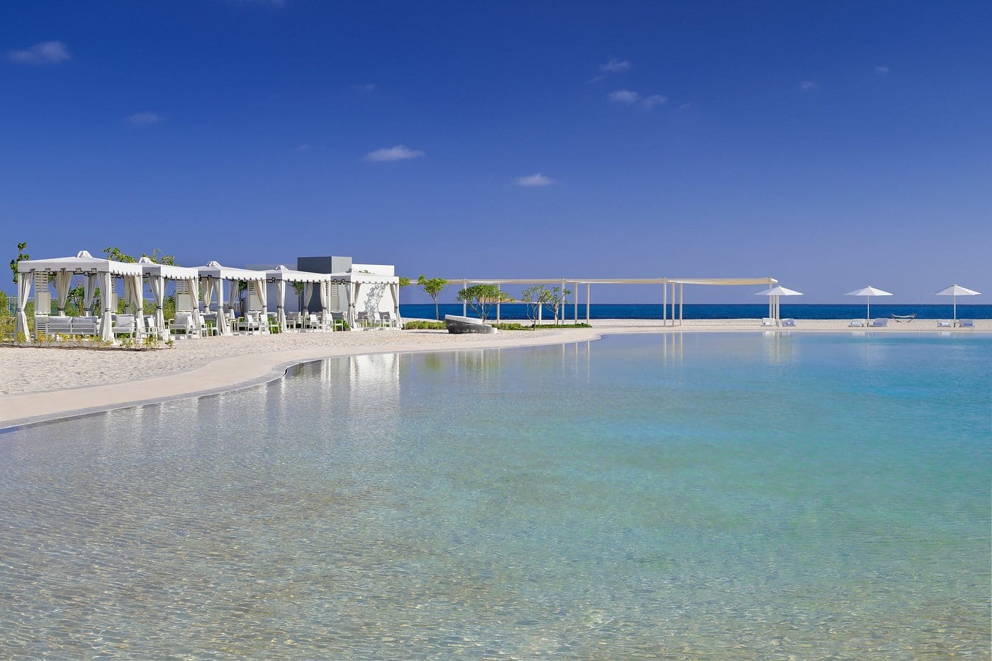 address beach resort marassi plaża