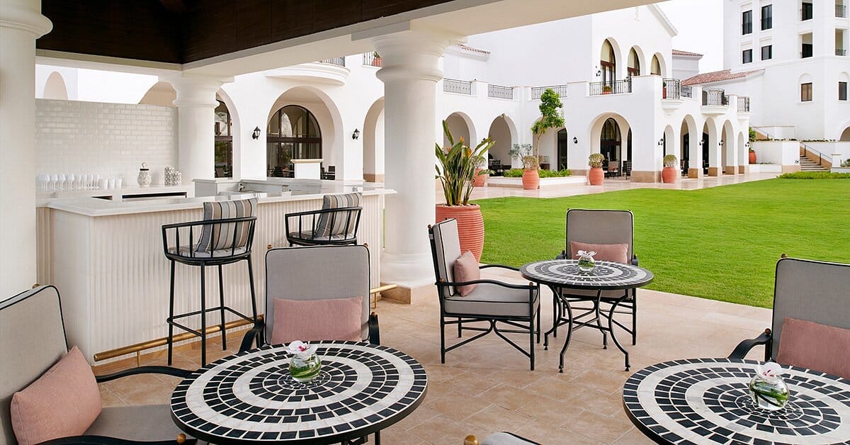 address marassi golf resort pool lounge