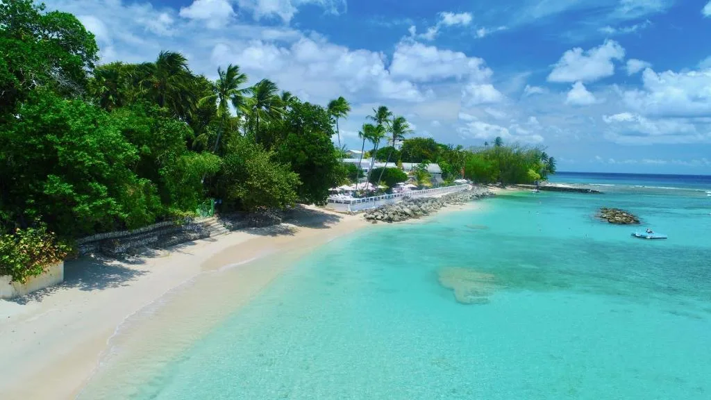 cobblers cove barbados wyspa z drona