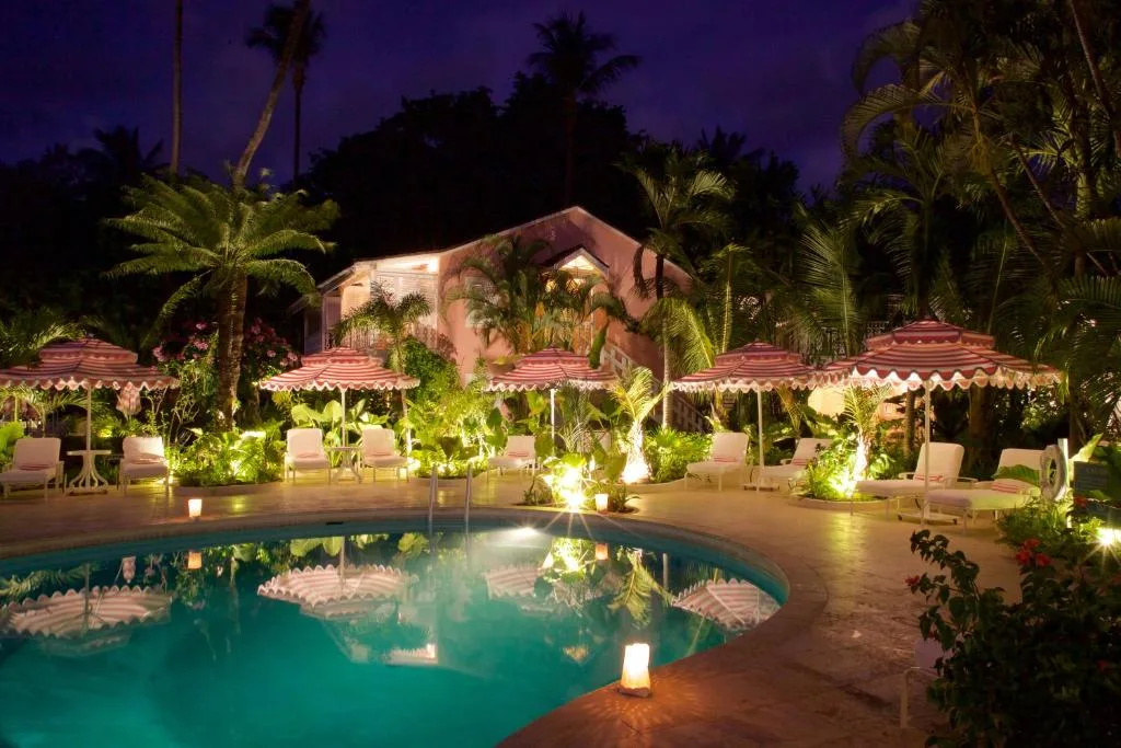 cobblers cove barbados nocą