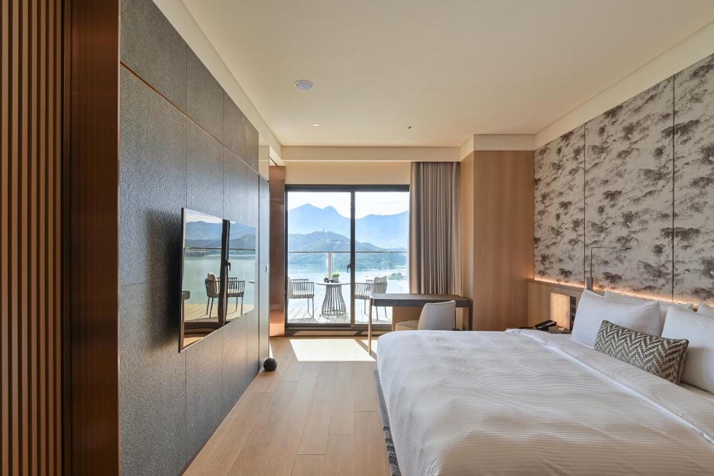 grand hilai sun moon lake 15