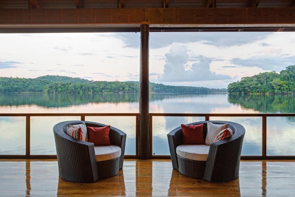 las lagunas boutique hotel fotele z widokiem na wodę