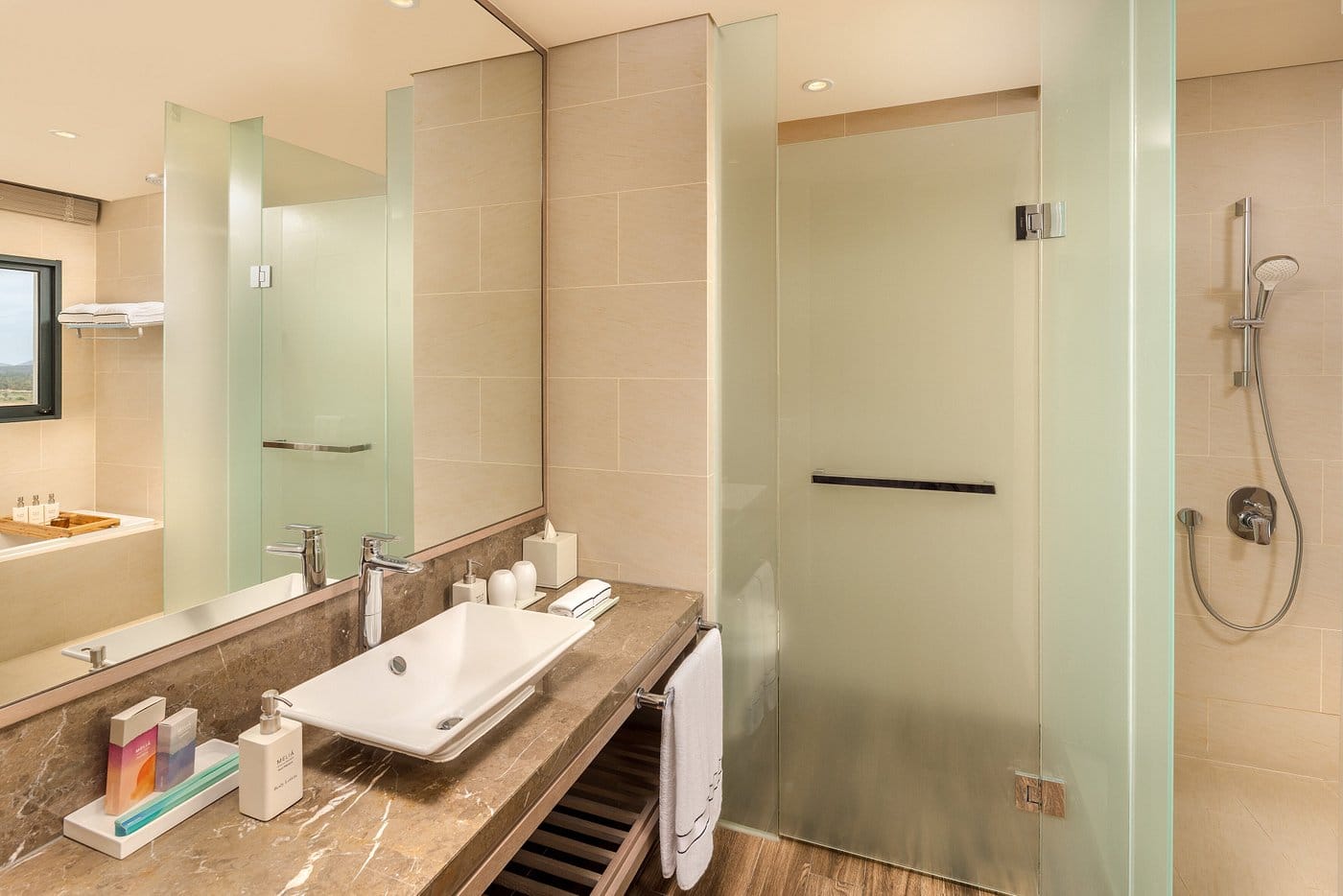 meliá ho tram beach resort łazienka