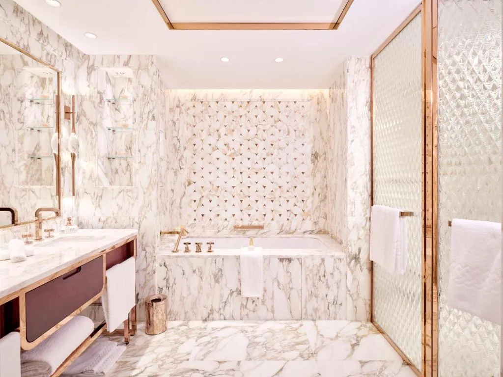 ванная комната отеля royal mansour casablanca