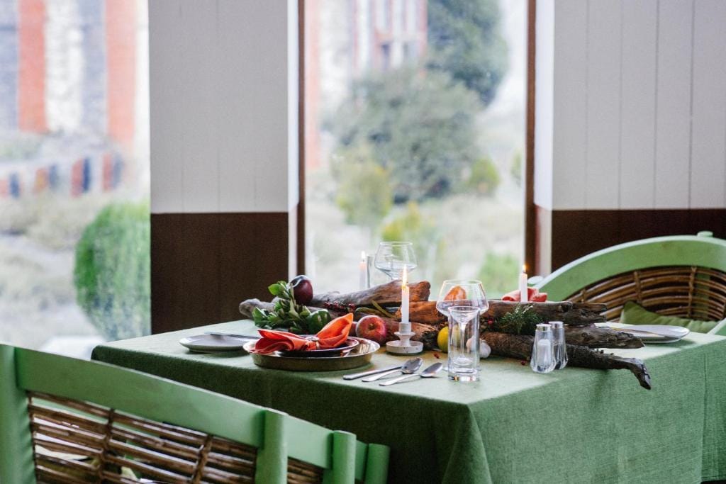 shinta mani mustang restauracja