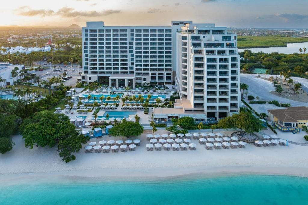 Hotel The St. Regis Aruba, Karaiby zdjęcie z drona