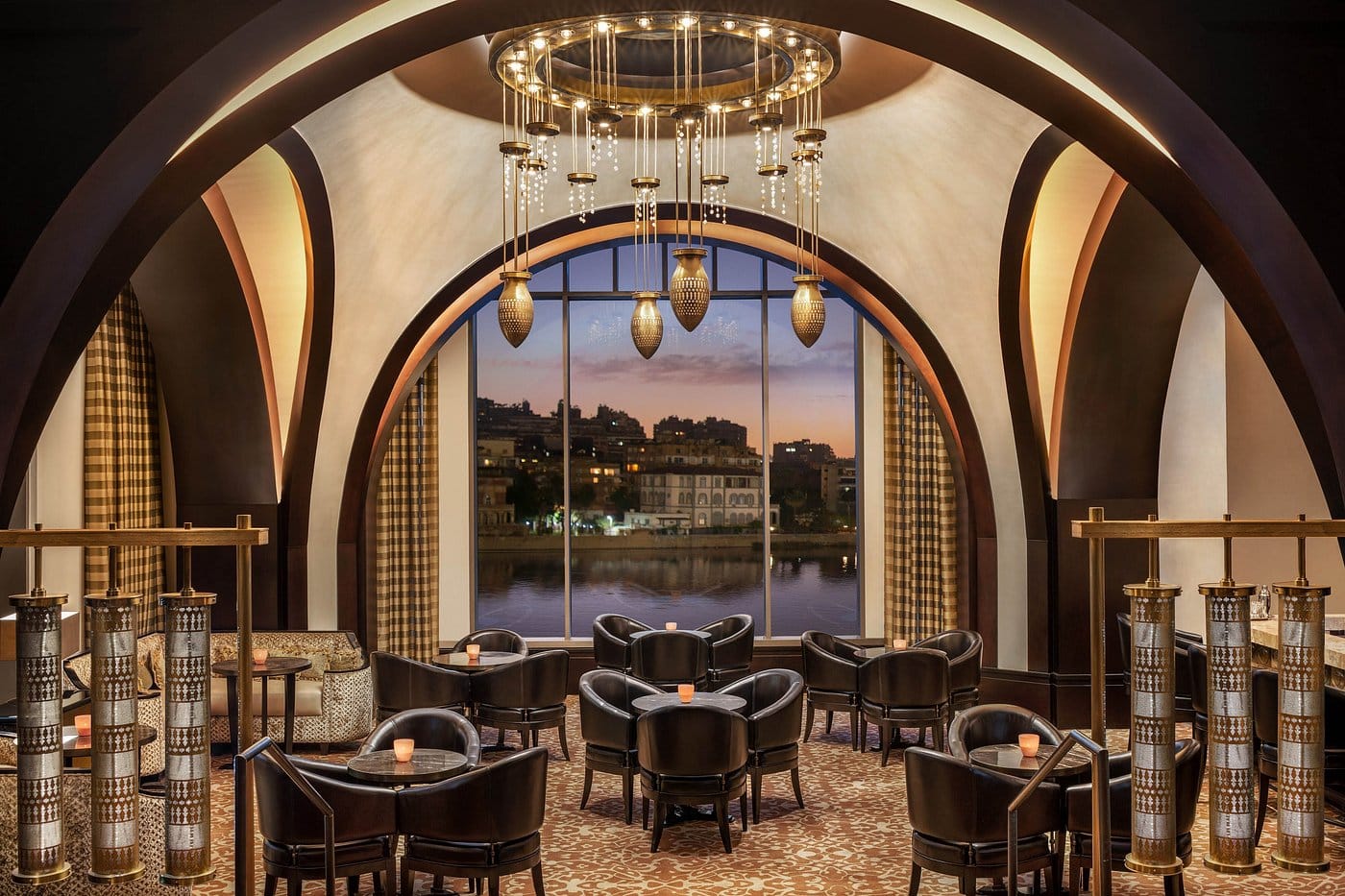 the st. regis cairo bar