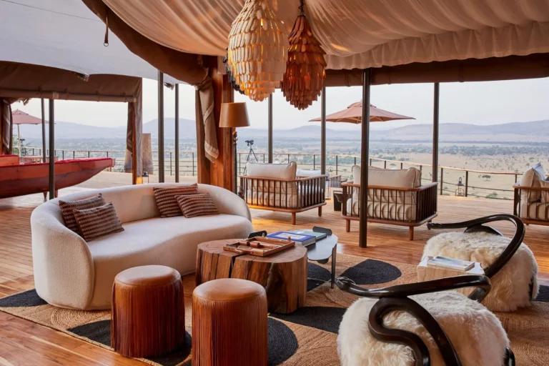 laba grumeti art lodge salon z widokiem