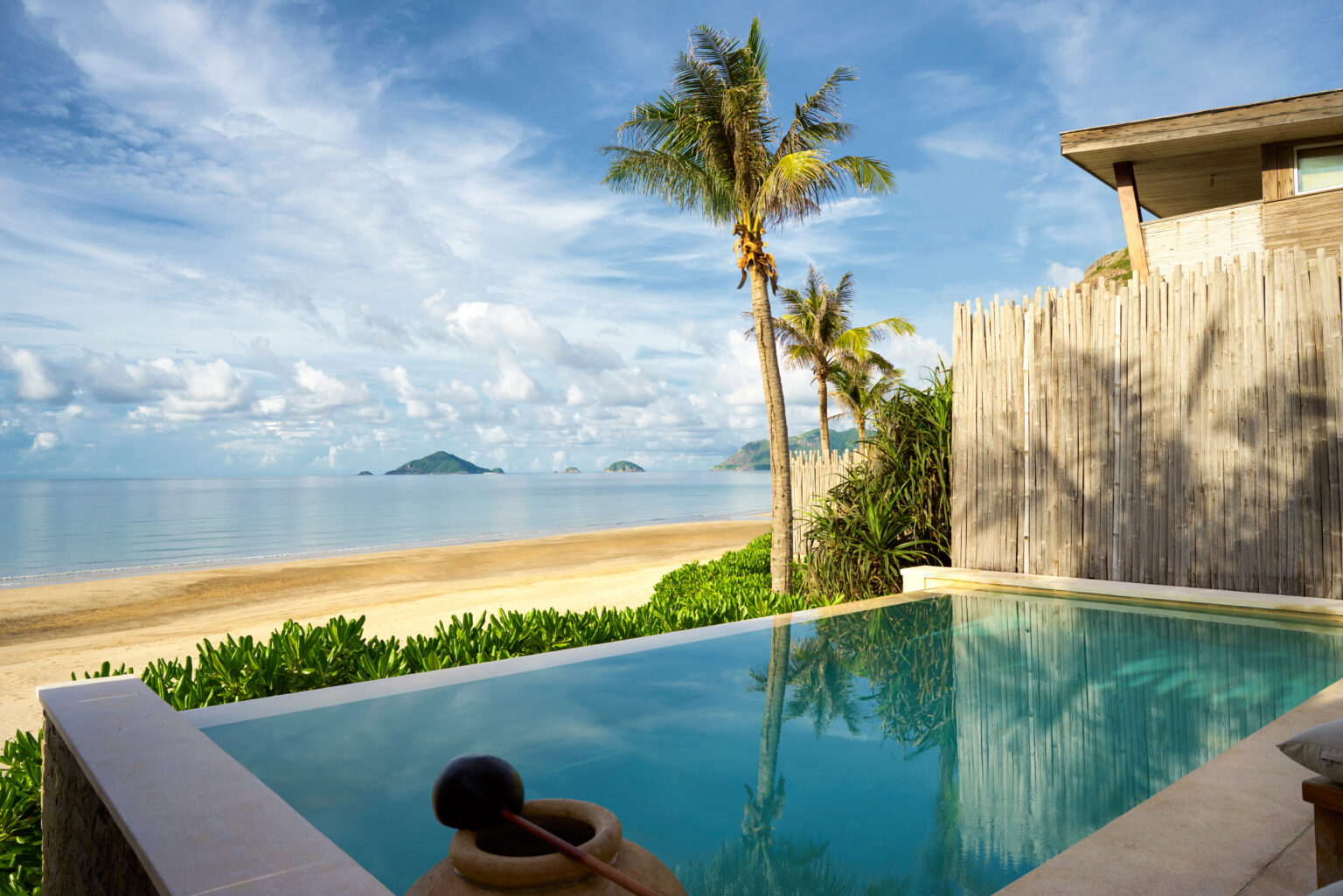 beachfront deluxe pool villa private pool 2