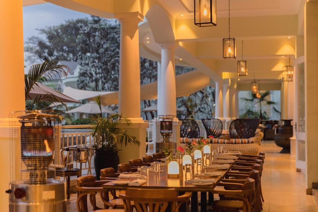 hemingways nairobi kenia restauracja