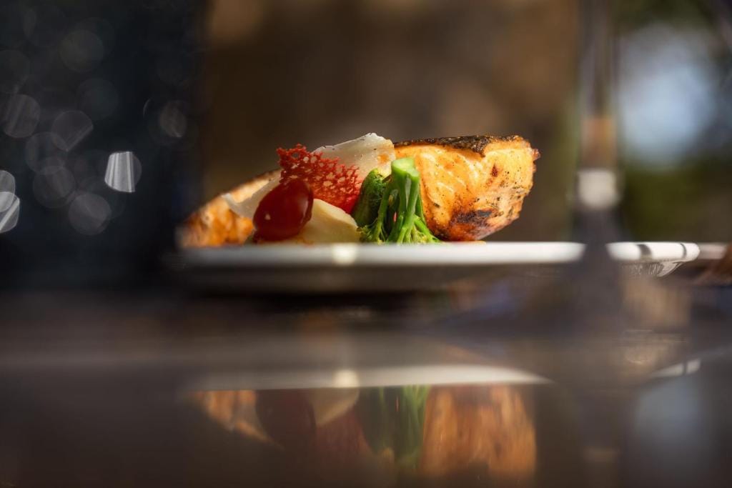 jw marriott masai mara lodge serwowane jedzenie