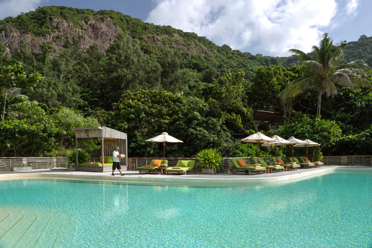 main pool (1)