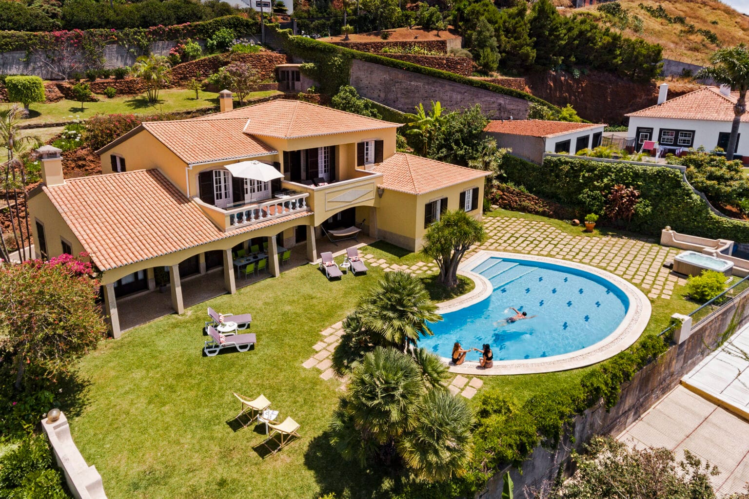 an island apart010©an island apart