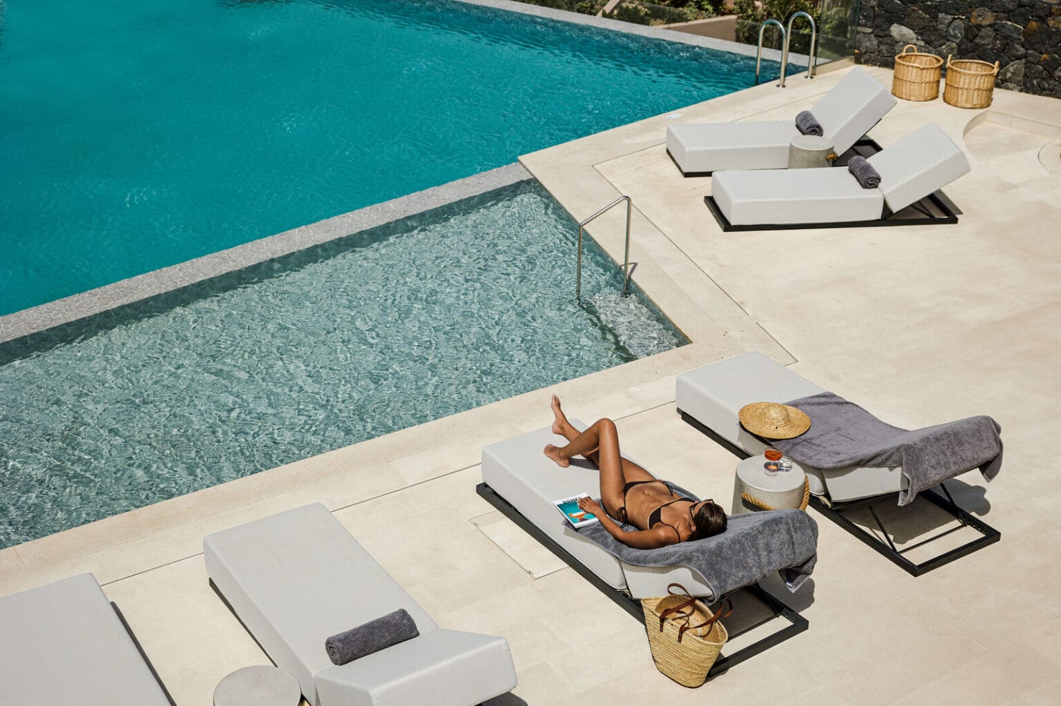 domes novos santorini, autograph collection biuro carter (13)