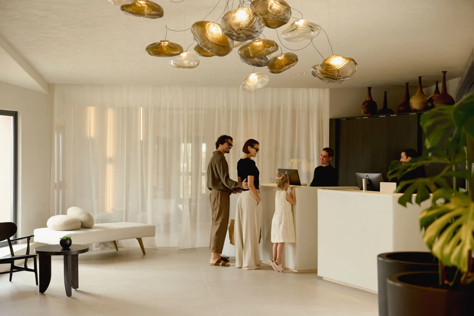 Domes Novos Santorini, офіс Carter Collection (14)