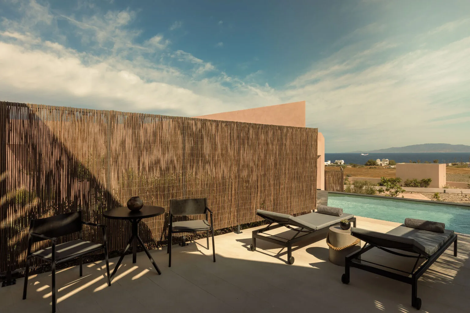 Domes Novos Santorini, офіс Carter Collection (2)