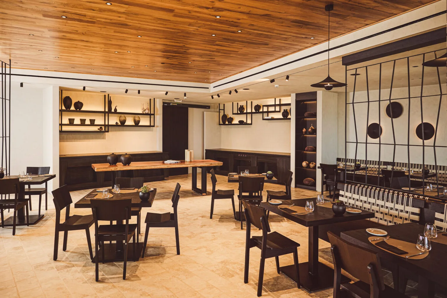 Domes Novos Santorini, офіс Carter Collection (29)