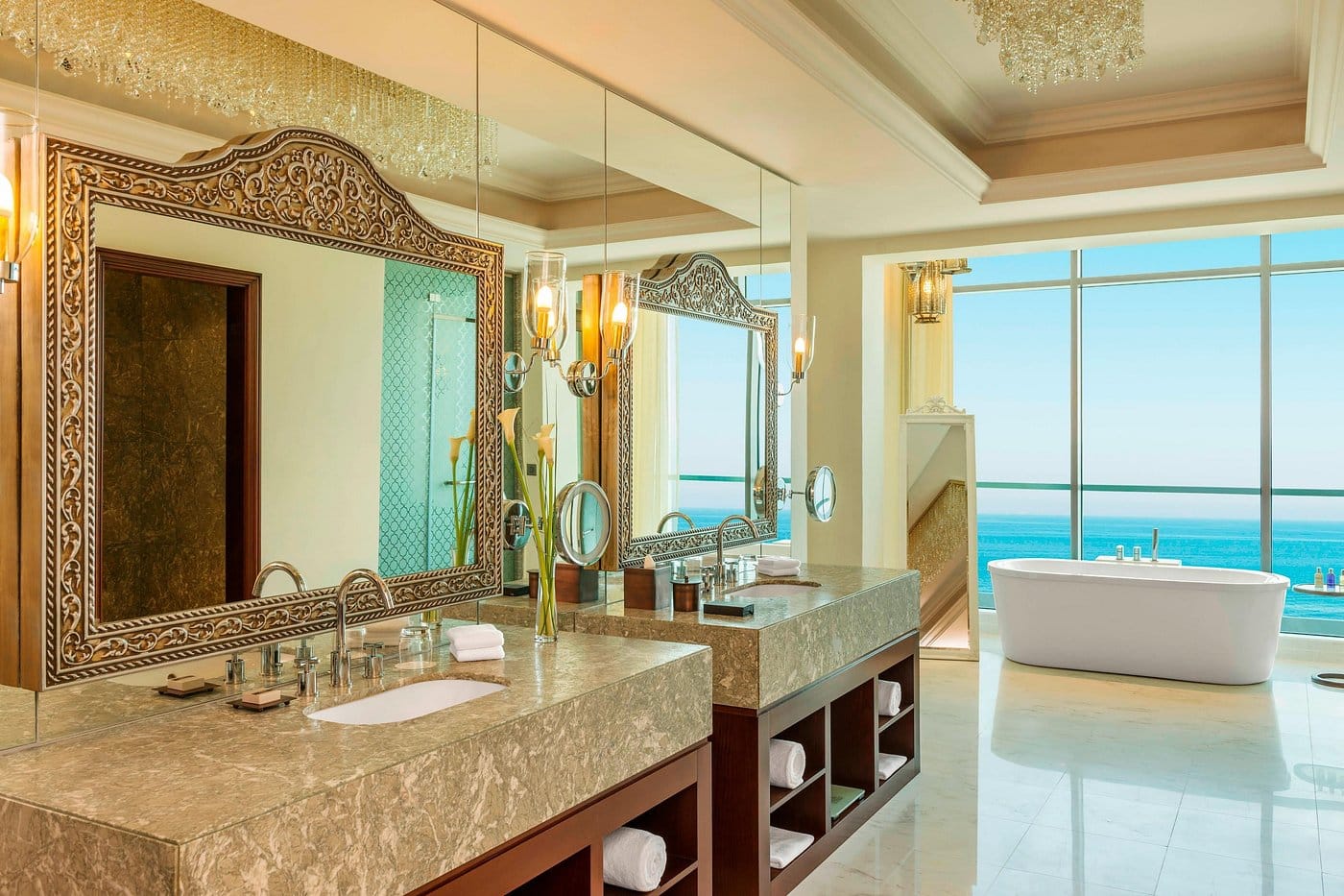 royal suite bathroom