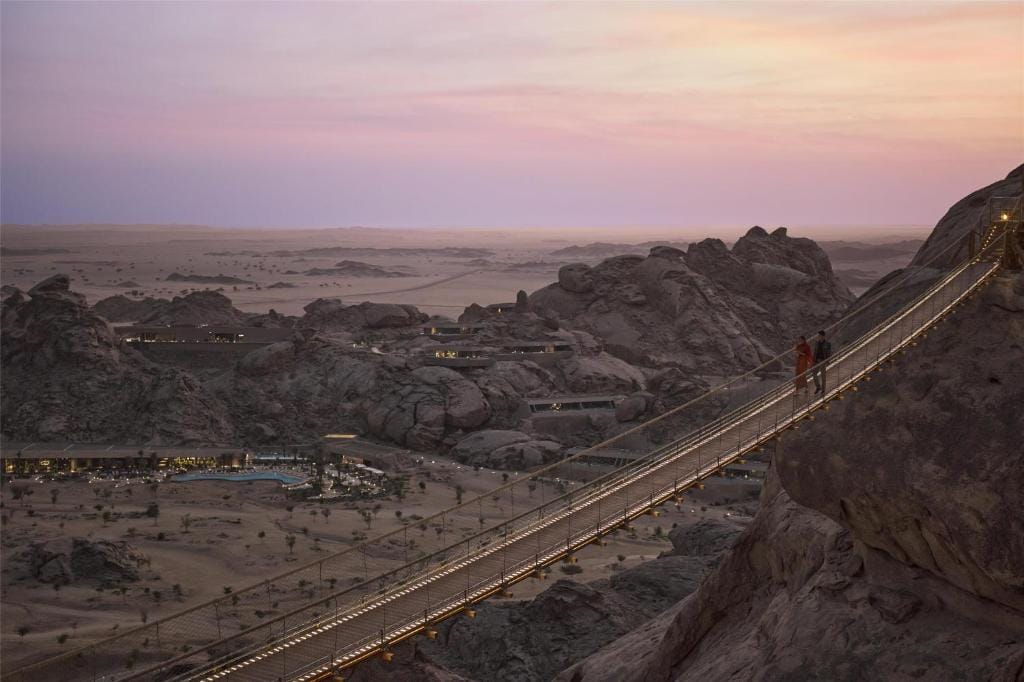 desert rock resort most spacerowy