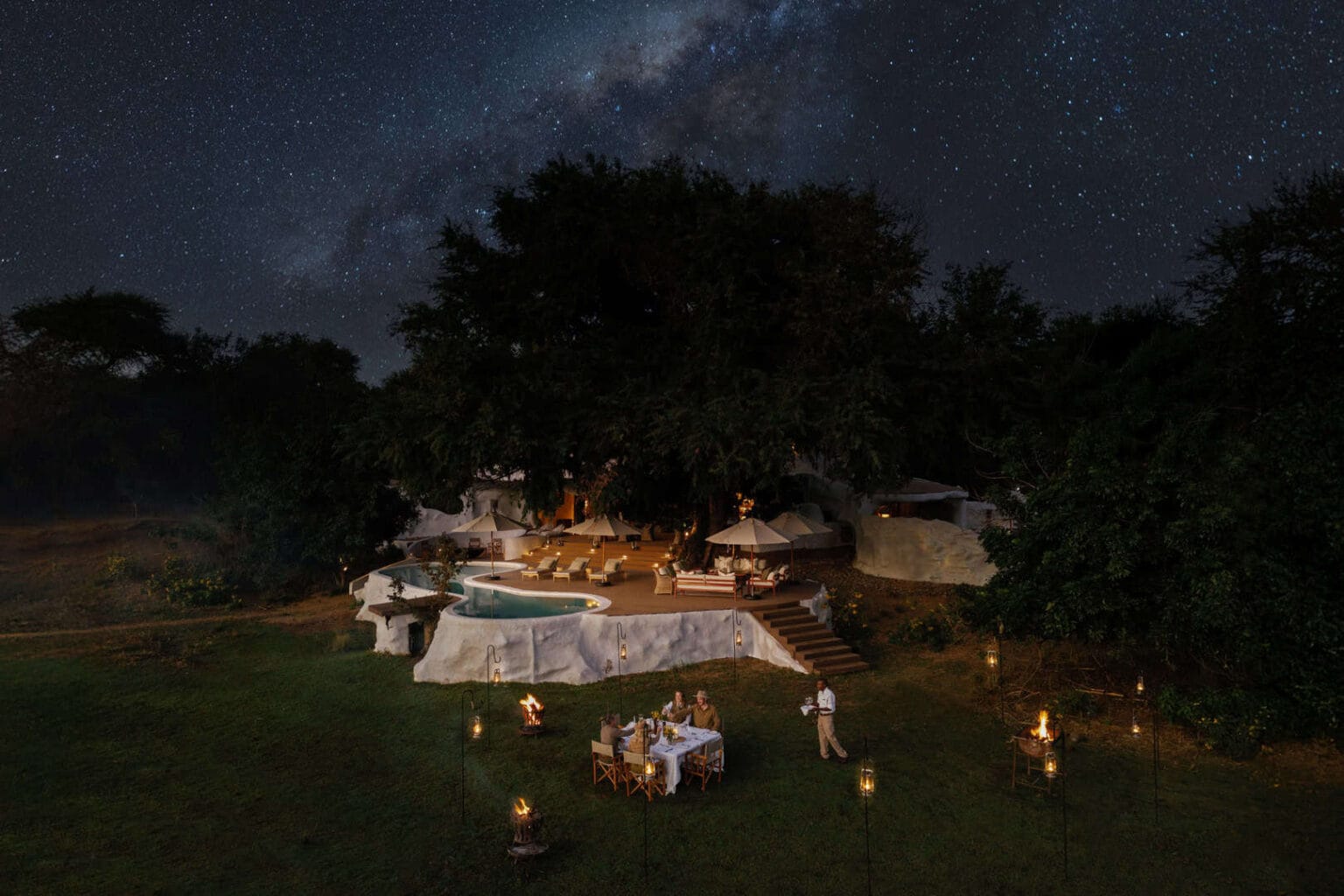 dinner under the stars chongwe house top © oliver fly photography 18 (1)