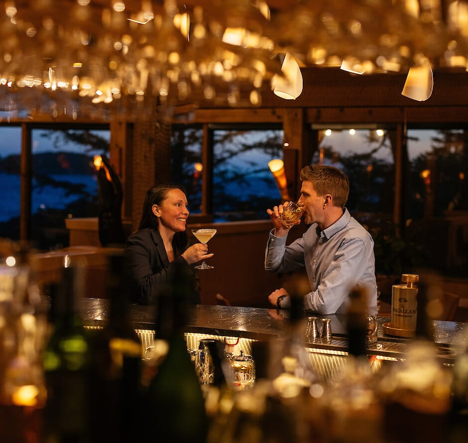 cheers on the rocks bar jeremy koreski.940x888