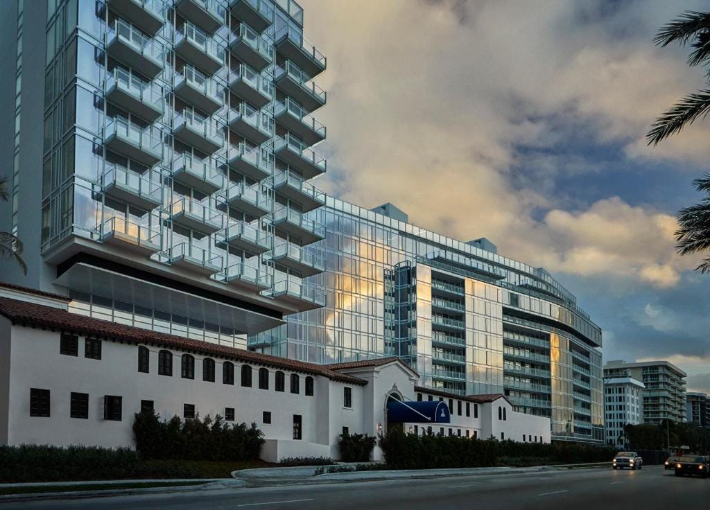 four seasons hotel at the surf club budynek wejście