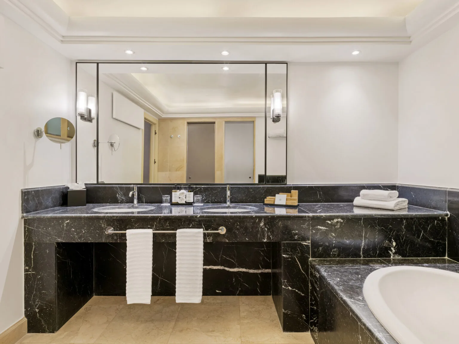 Gran Marbella Resort Bathroom