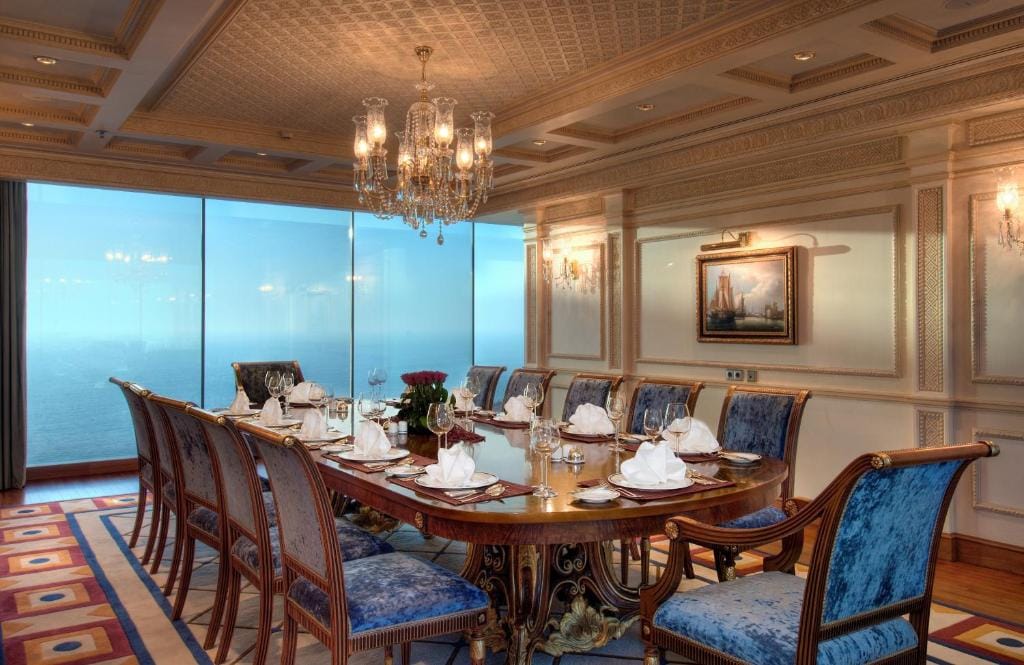 rosewood jeddah jadalnia w apartamencie